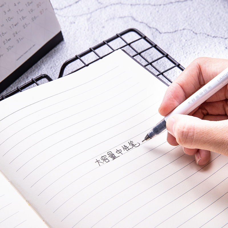 得力（deli）A426 全針管中性筆 黑色簽字筆 0.5mm 12支/盒_http://www.bzsa.cn/img/images/C202009/1599208343625.jpg