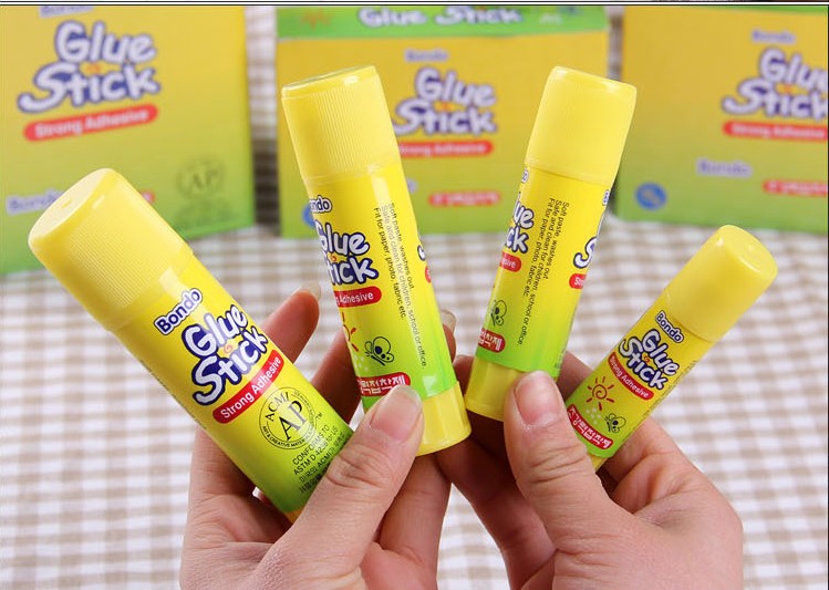 南韓（（Glue Stick）） 8G 高粘度固體膠/膠棒_http://www.bzsa.cn/img/sp/150/17ea3cfa-a578-423d-927a-5dfc8233805f.jpg