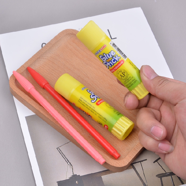 南韓（（Glue Stick）） 35G 高粘度固體膠/膠棒_http://www.bzsa.cn/img/sp/150/31004bff-6c53-4d55-988e-f78c051b6bf6.jpg