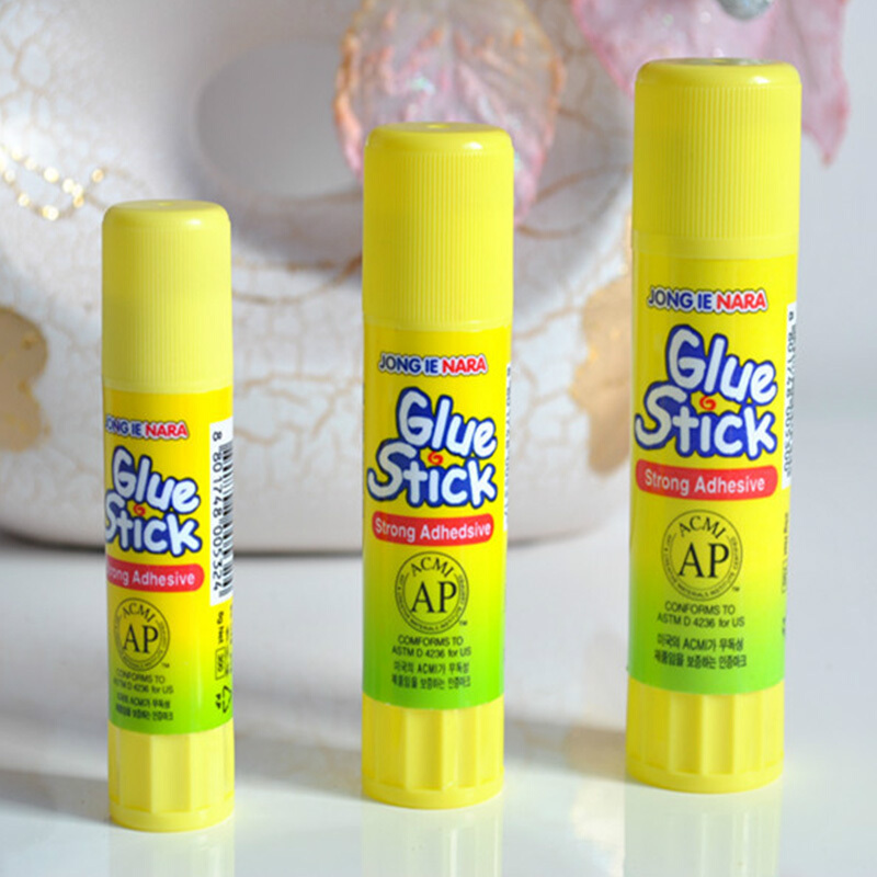 南韓（（Glue Stick）） 15G 高粘度固體膠/膠棒_http://www.bzsa.cn/img/sp/150/3b080b12-34b1-4dfc-85bd-0392d829a1e3.jpg