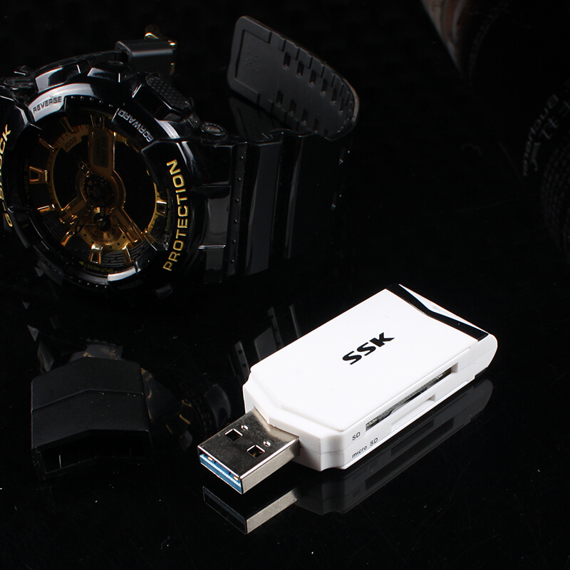 飚王（SSK） SCRM601 多功能二合一讀卡器 USB3.0高速讀寫 支持TF手機內(nèi)存卡SD相機卡_http://www.bzsa.cn/img/sp/323/073c2c0a-c4f4-49f9-90b1-d8f4c08940d8.jpg