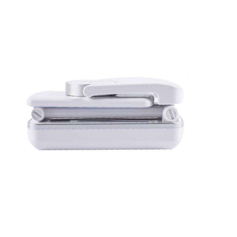 晨光（M&G） AEA98532 LED旋轉(zhuǎn)折疊護(hù)眼臺(tái)燈(便攜式)_http://www.bzsa.cn/img/sp/418/565de458-8e64-485d-a4be-d899b5742cdf.jpg