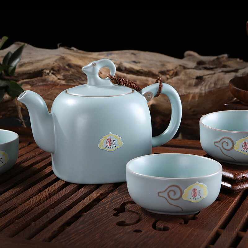 東道汝窯 功夫茶具套裝 吉羊如意茶組/限量版（天青色）_http://www.bzsa.cn/img/sp/437/51e74764-471b-4d35-a664-e85c97f7950e.jpg