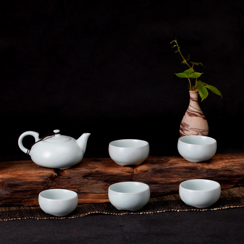 東道汝窯 功夫茶具套裝 喜樂壺杯組/一壺五杯（天青色）_http://www.bzsa.cn/img/sp/437/613a34fa-b525-4bde-a630-316bfa7a781c.jpg